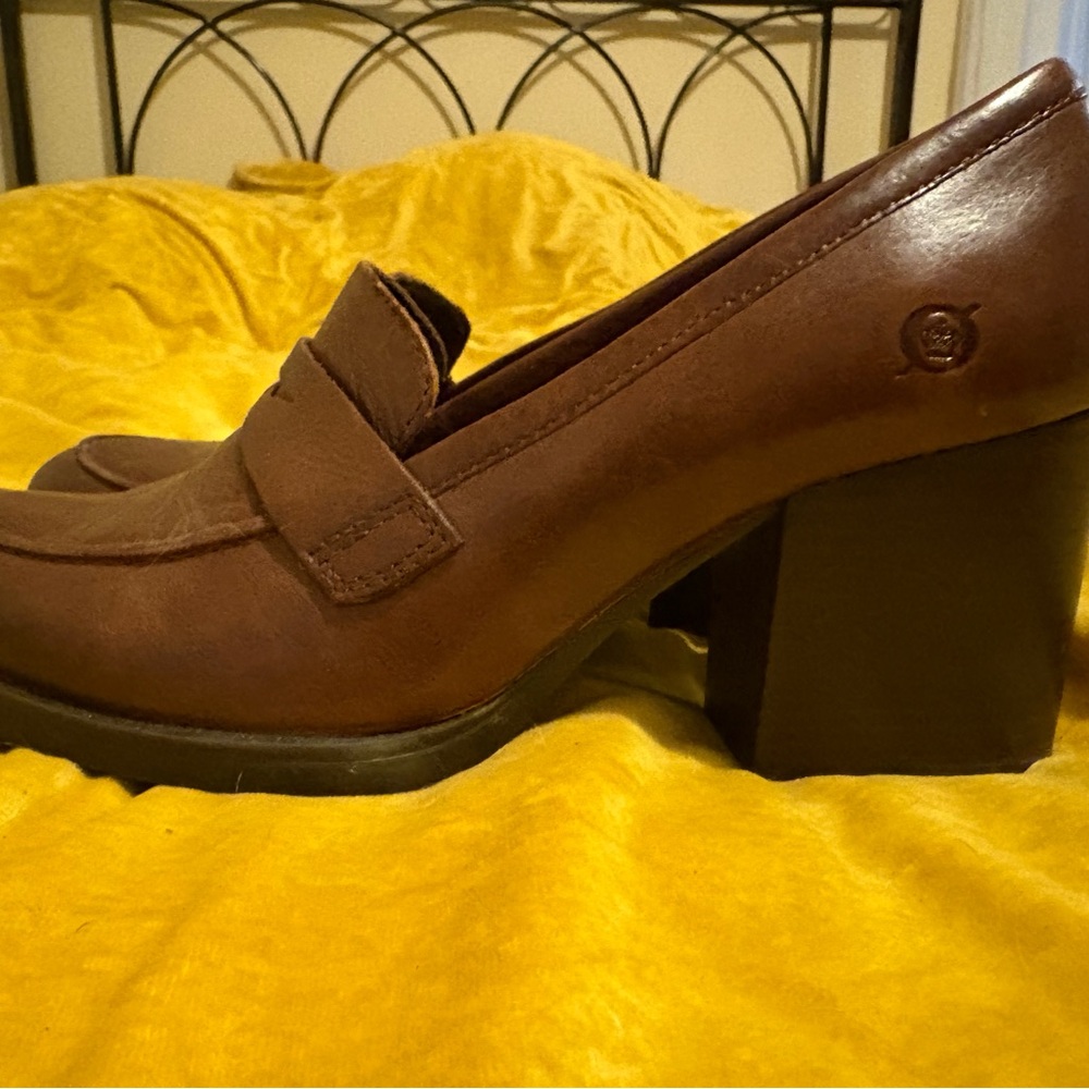Born Hollisten loafer heels